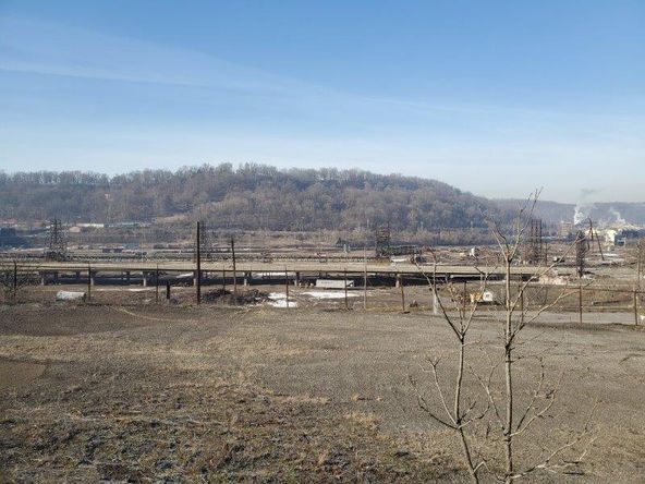 100 Pennsylvania Ave, Weirton, WV 26062